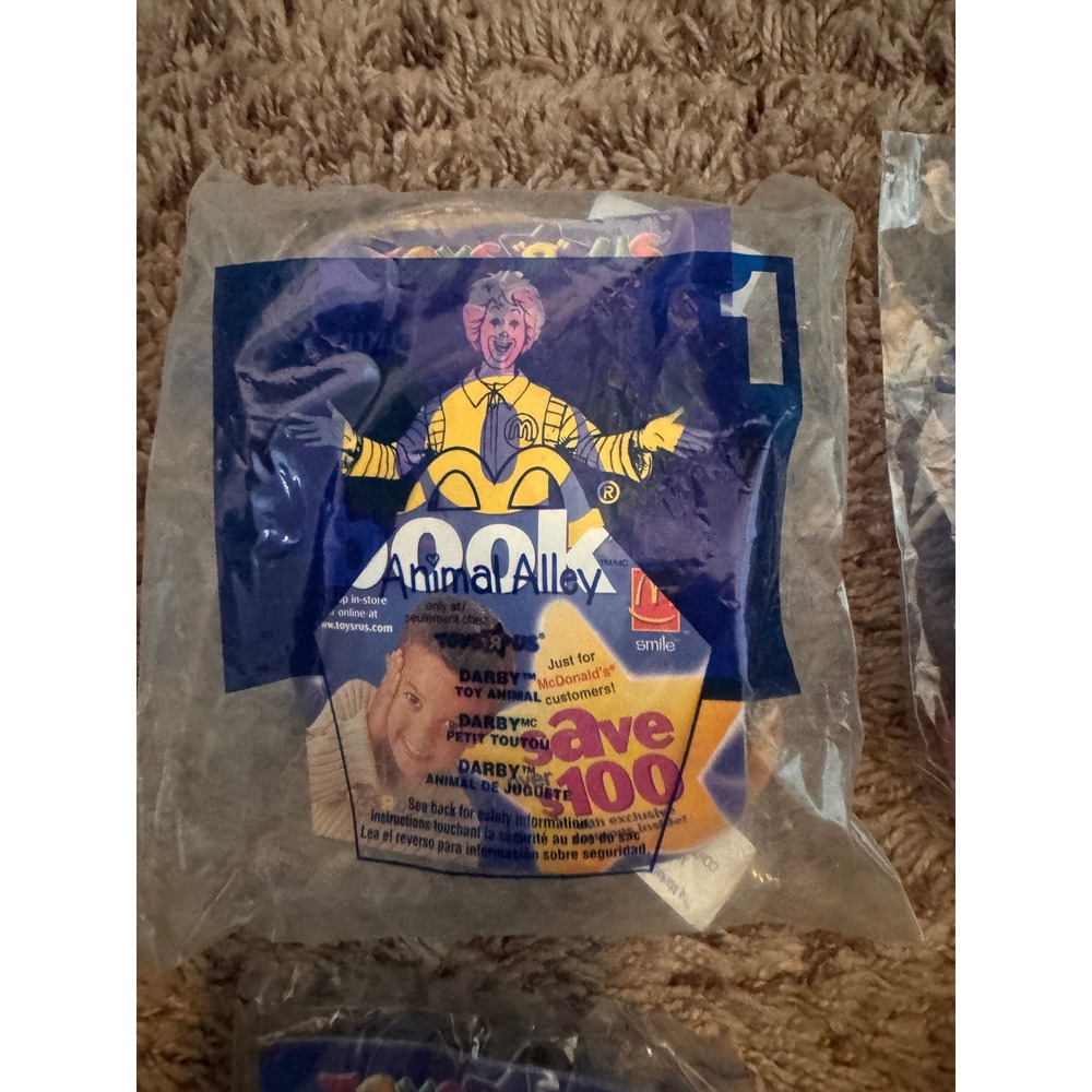 McDonald's Happy Meal Animal Alley Complete Set of 8 Sealed Toys - Picture 2 of 16